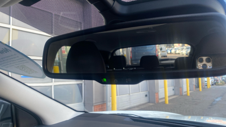 Nissan Qashqai 1.2 DiG-T N-Tec 5dr Xtronic Petrol Hatchback